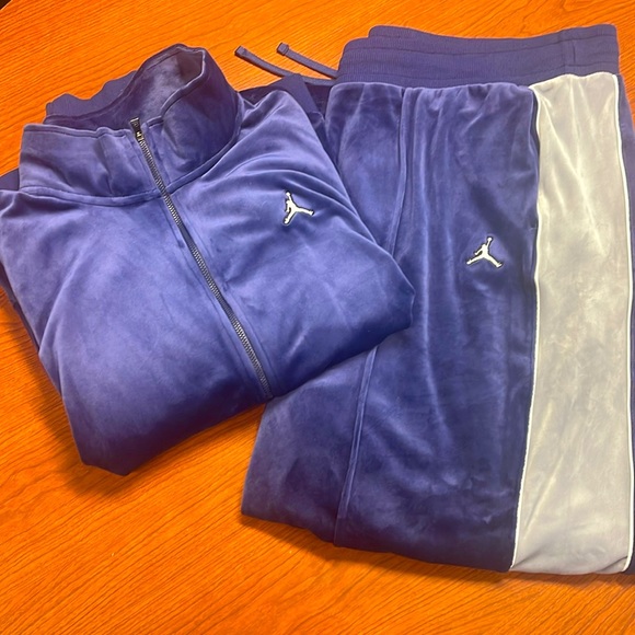 Jordan Other - Jordan Flight Velour Tracksuit
